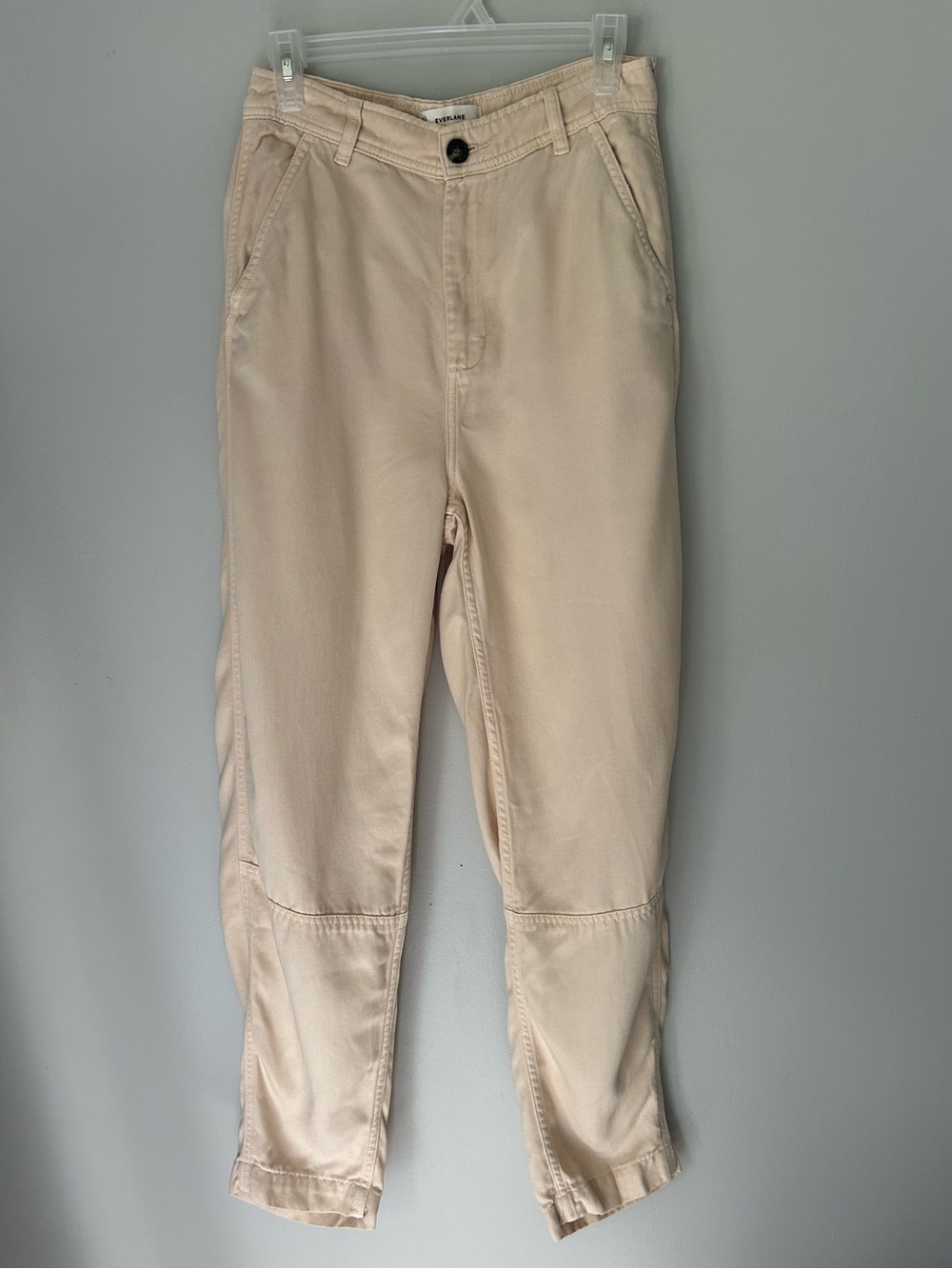 Everlane The Chino in Buttersoft Color Parchment Cream - Size 2 - Picture 4 of 7